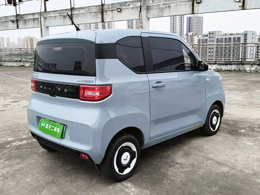 Wuling MINIEV — миниатюра 7