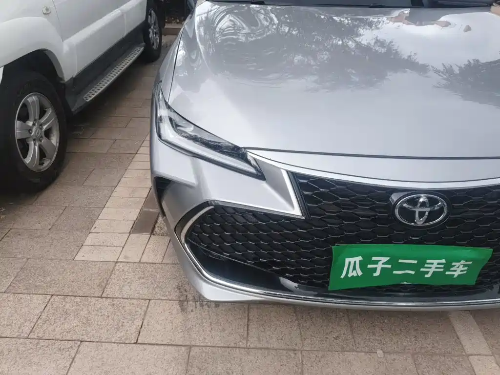 Toyota Avalon — миниатюра 7