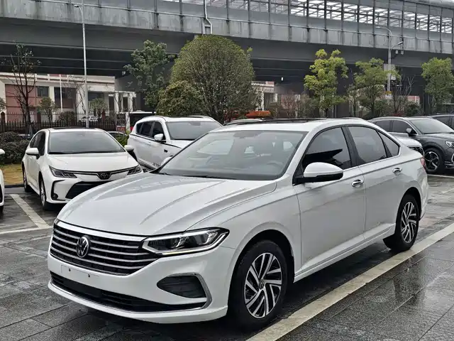 VOLKSWAGEN LAVIDA 2022