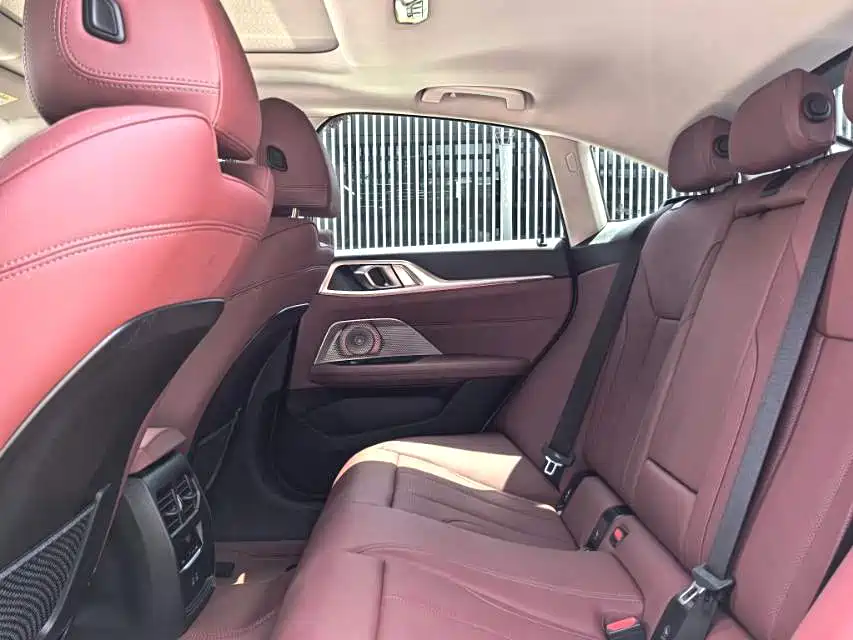 BMW i4 2023 eDrive35