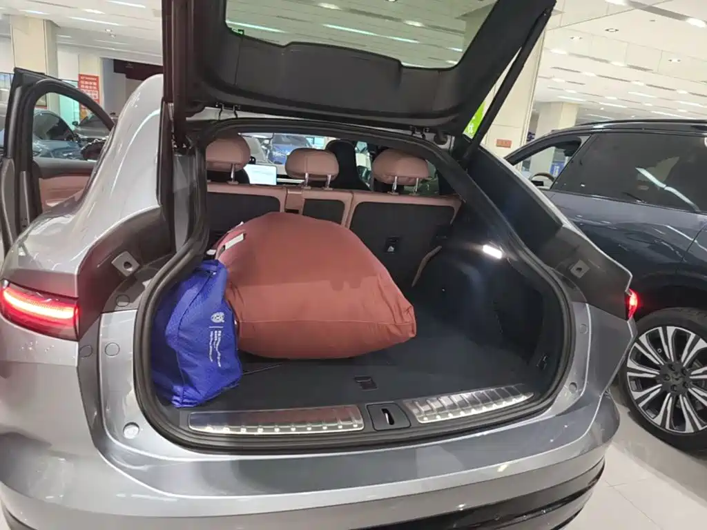 NIO EC6 — миниатюра 19
