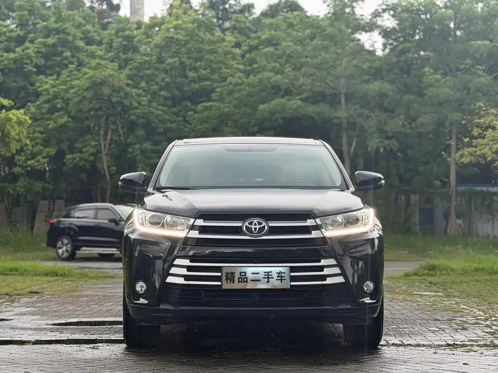 Toyota Highlander — миниатюра 2