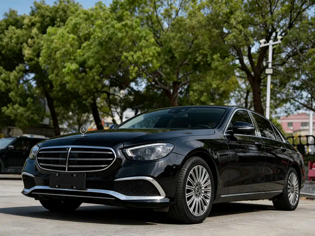 Mercedes-Benz E-Class 2022