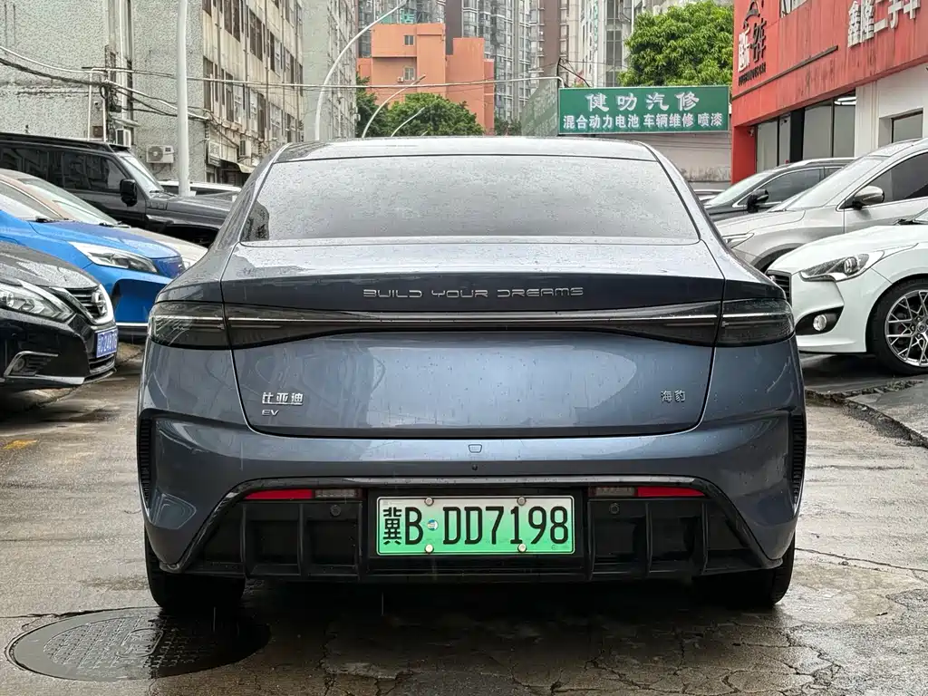 BYD Seal — миниатюра 3