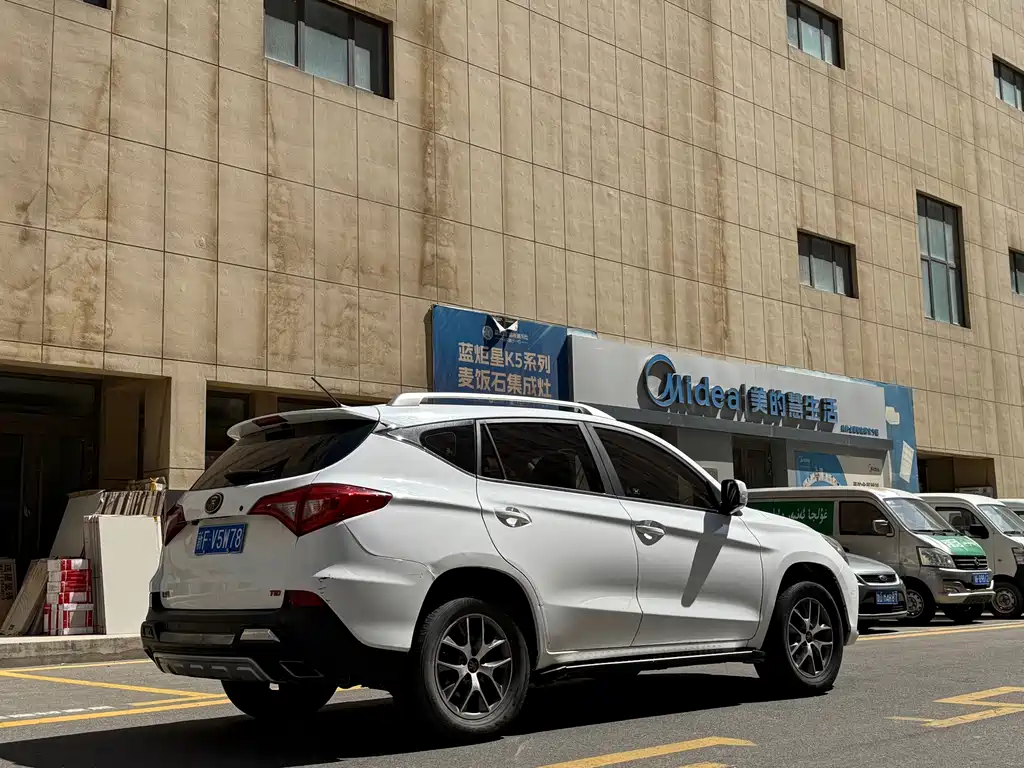 BYD Song — миниатюра 12