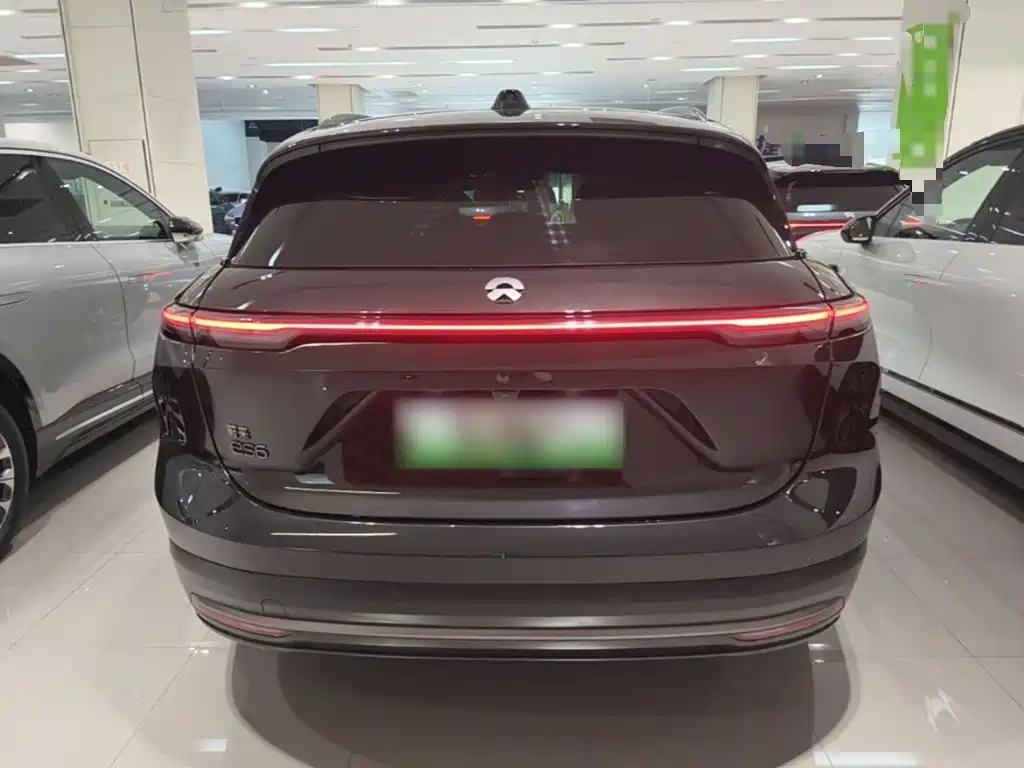 NIO ES6 — миниатюра 6