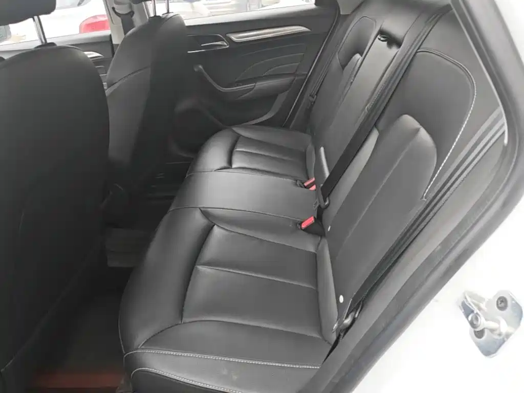 Roewe i6 Classic — миниатюра 17