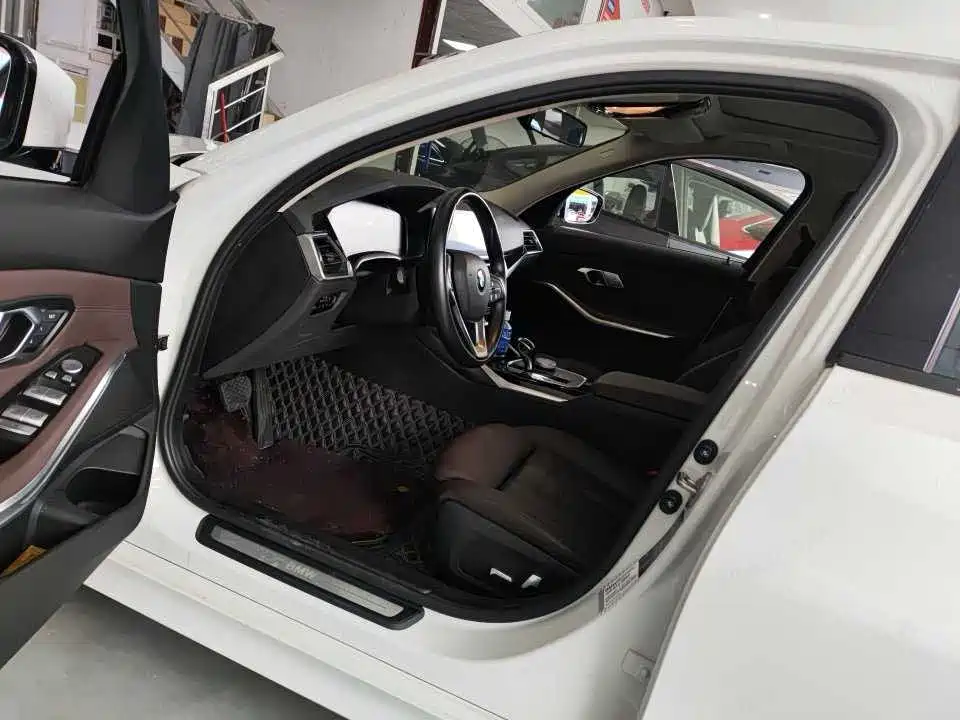 BMW 3 Series — миниатюра 7