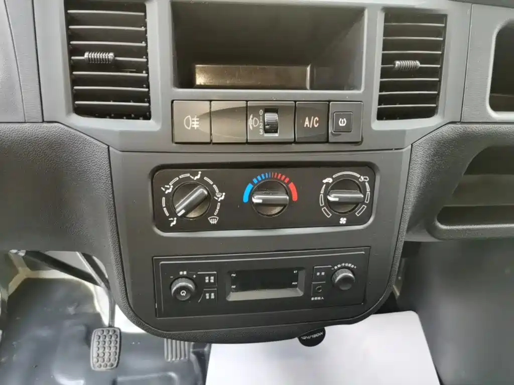Wuling Zhiguang — миниатюра 9