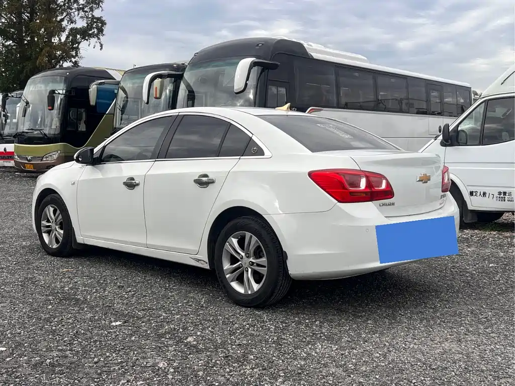 Chevrolet Cruze — миниатюра 6