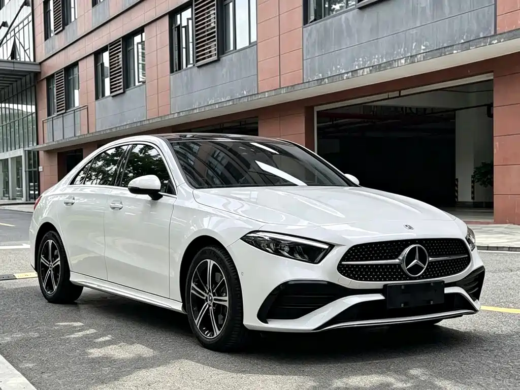 Mercedes-Benz A-Class — миниатюра 3