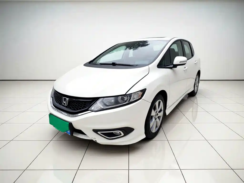 Honda Jade 2014 1.8L AT Comfort Elite 5 мест