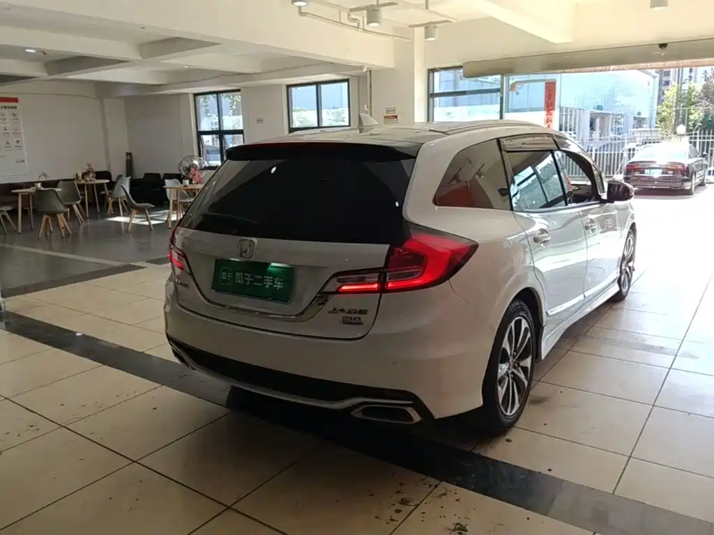 Honda Jade — миниатюра 7