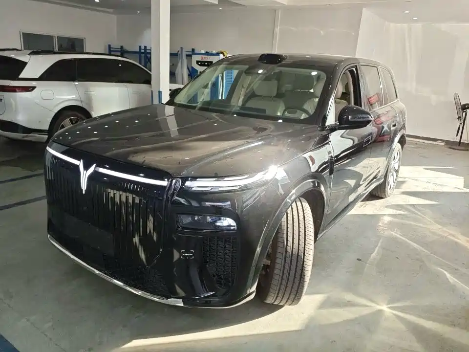 VOYAH Taishan — миниатюра 3