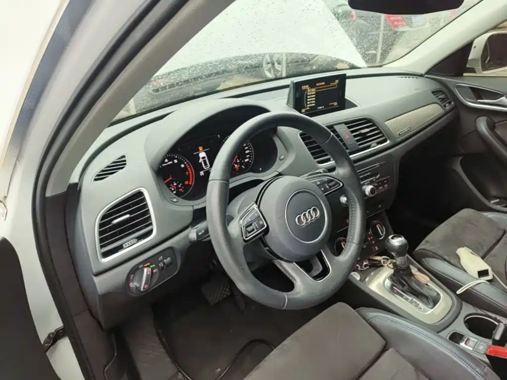 Audi Q3 — миниатюра 10
