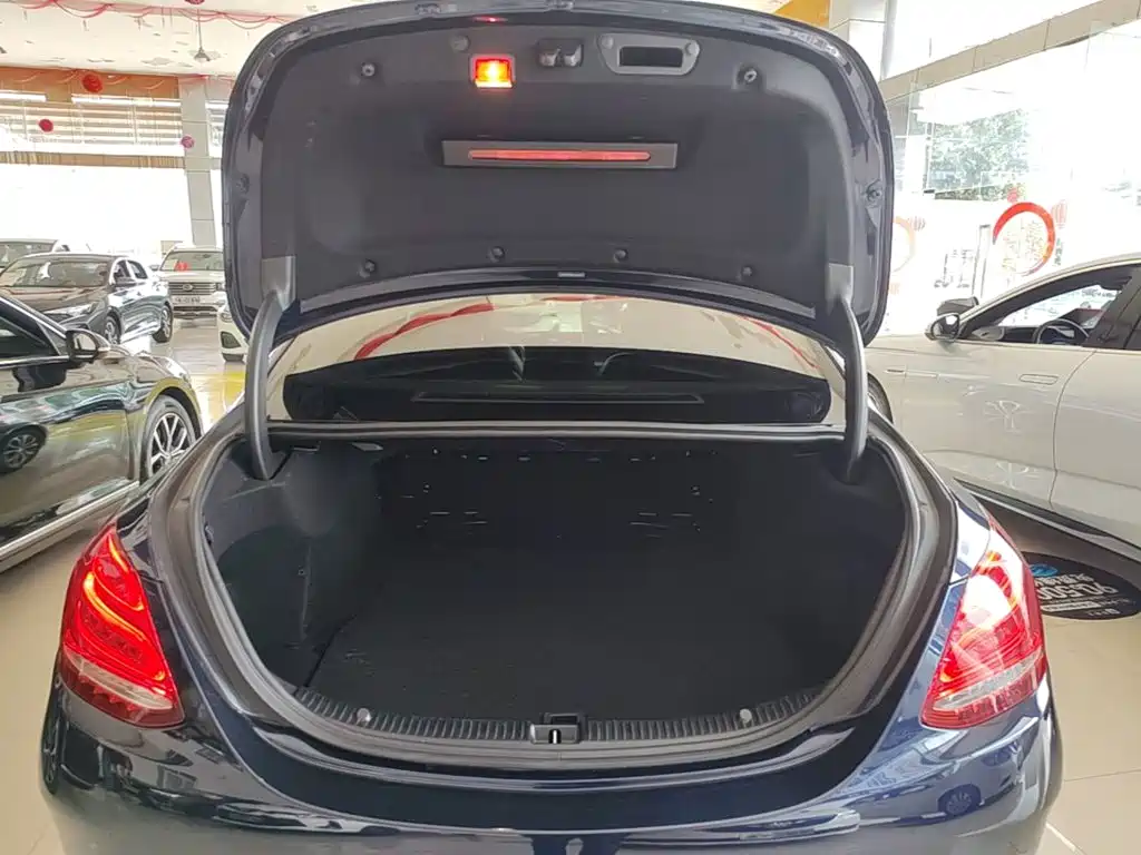 Mercedes-Benz C-Class — миниатюра 19