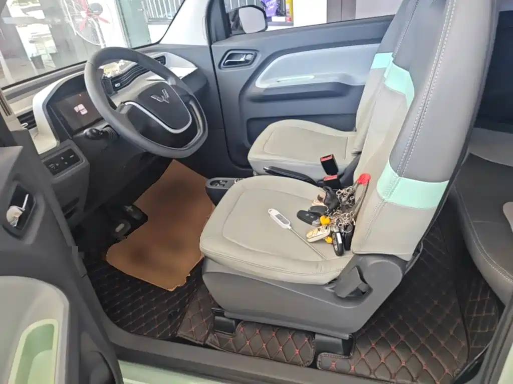 Wuling MINIEV — миниатюра 15