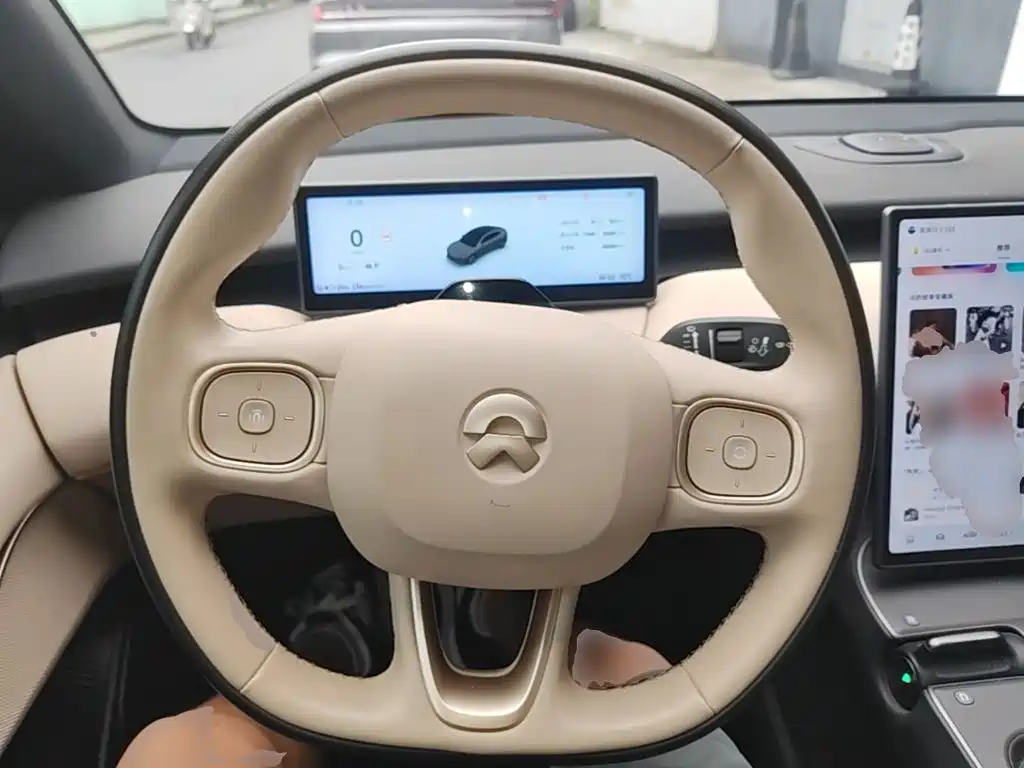 NIO ET5 — миниатюра 11