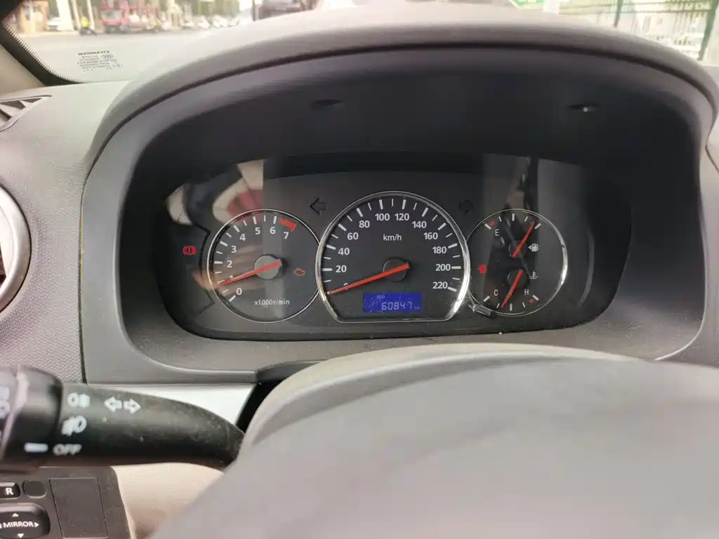 Changan V5 — миниатюра 12