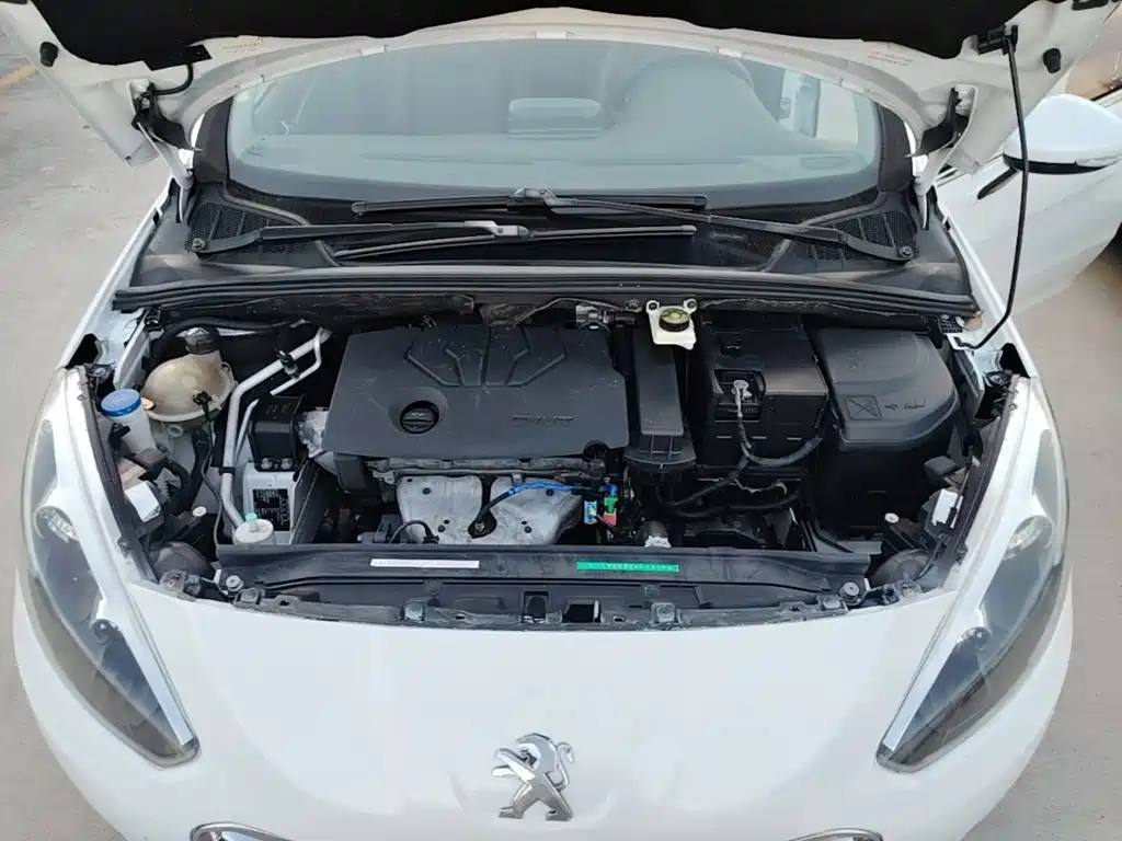 Peugeot 308 — миниатюра 20
