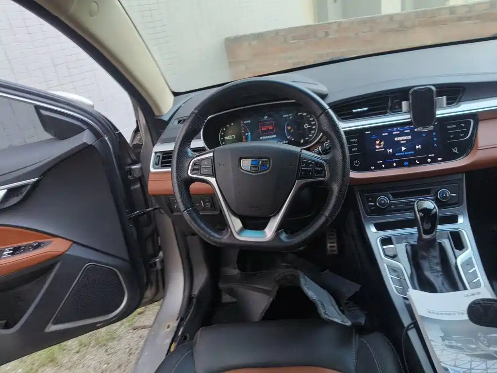 Geely Vision S1 — миниатюра 13