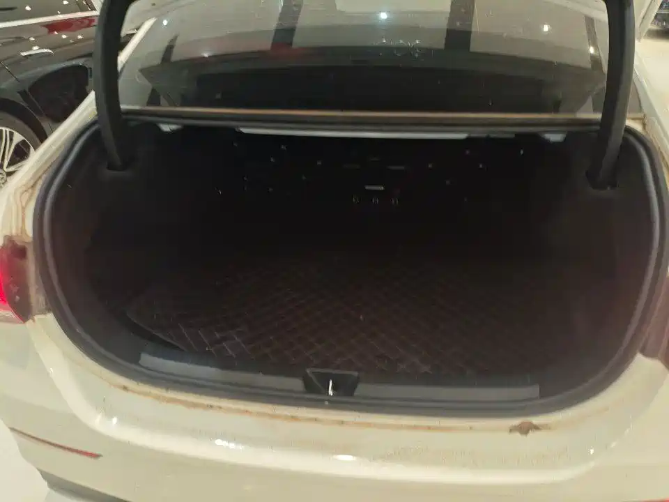 Mercedes-Benz A-Class — миниатюра 9