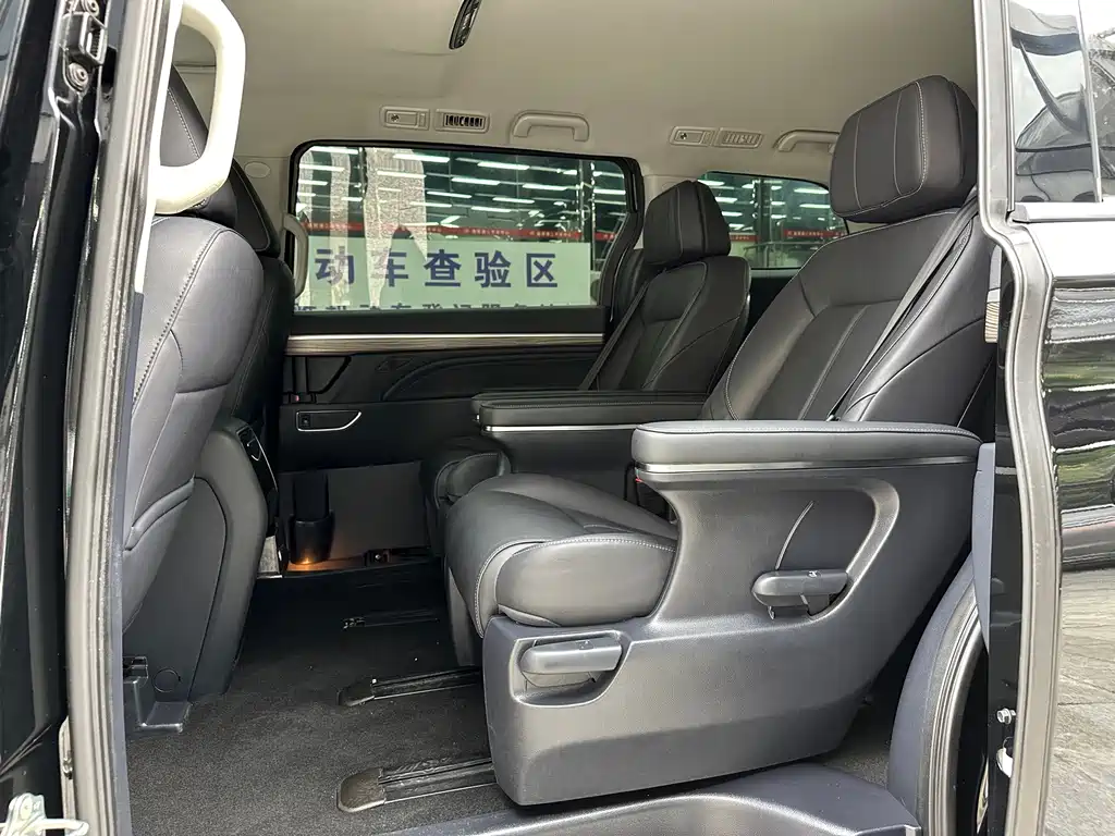 GAC Motor Trumpchi M8 — миниатюра 10