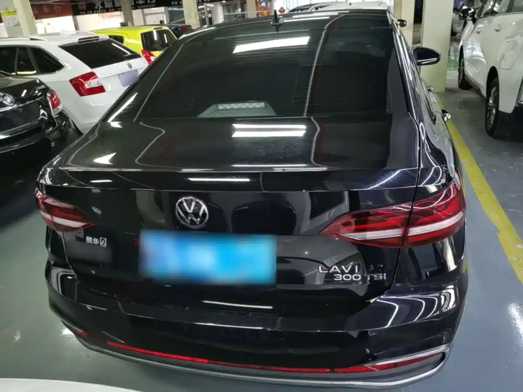 Volkswagen Lavida — миниатюра 6