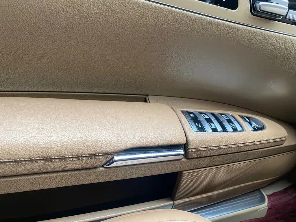 Mercedes-Benz S-Class — миниатюра 33