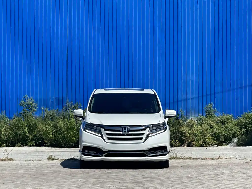 Honda Elysion — миниатюра 2