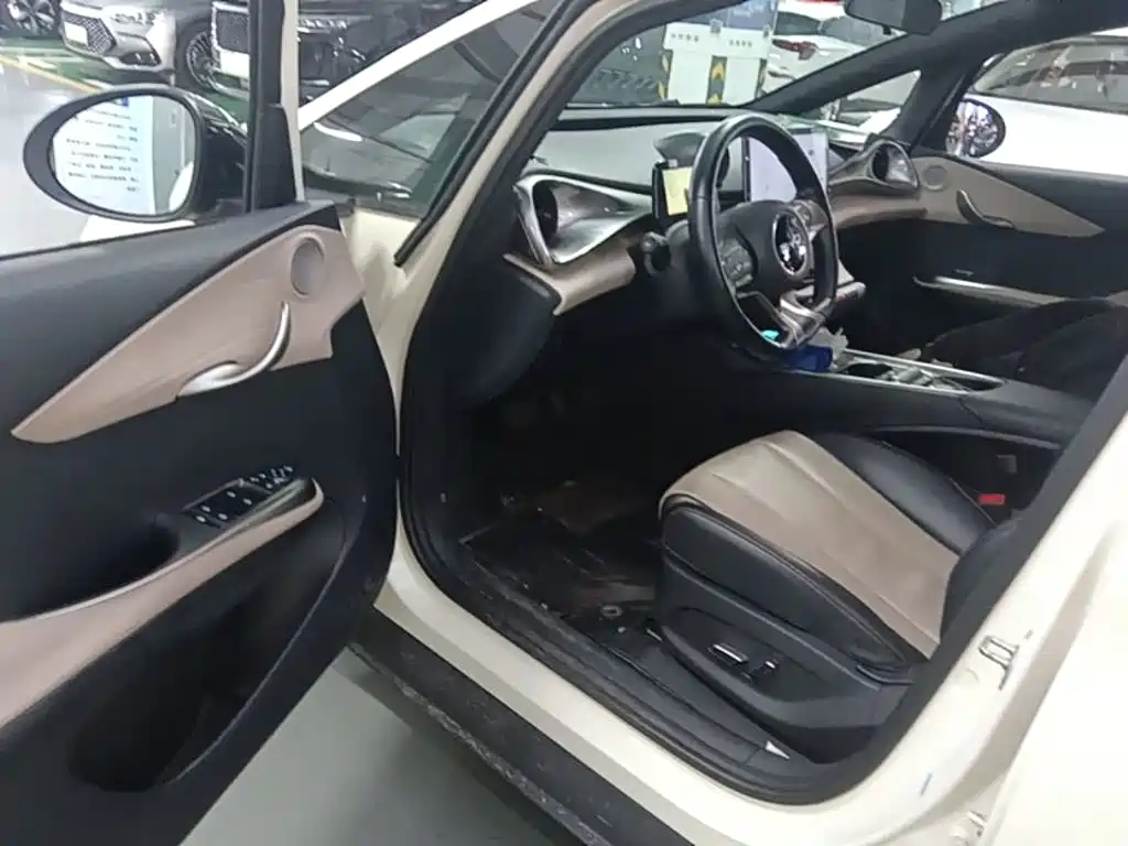 BYD Dolphin — миниатюра 16