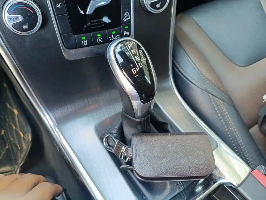 Volvo XC60 — миниатюра 7