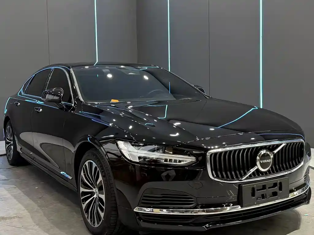 Volvo S90 PHEV — миниатюра 3