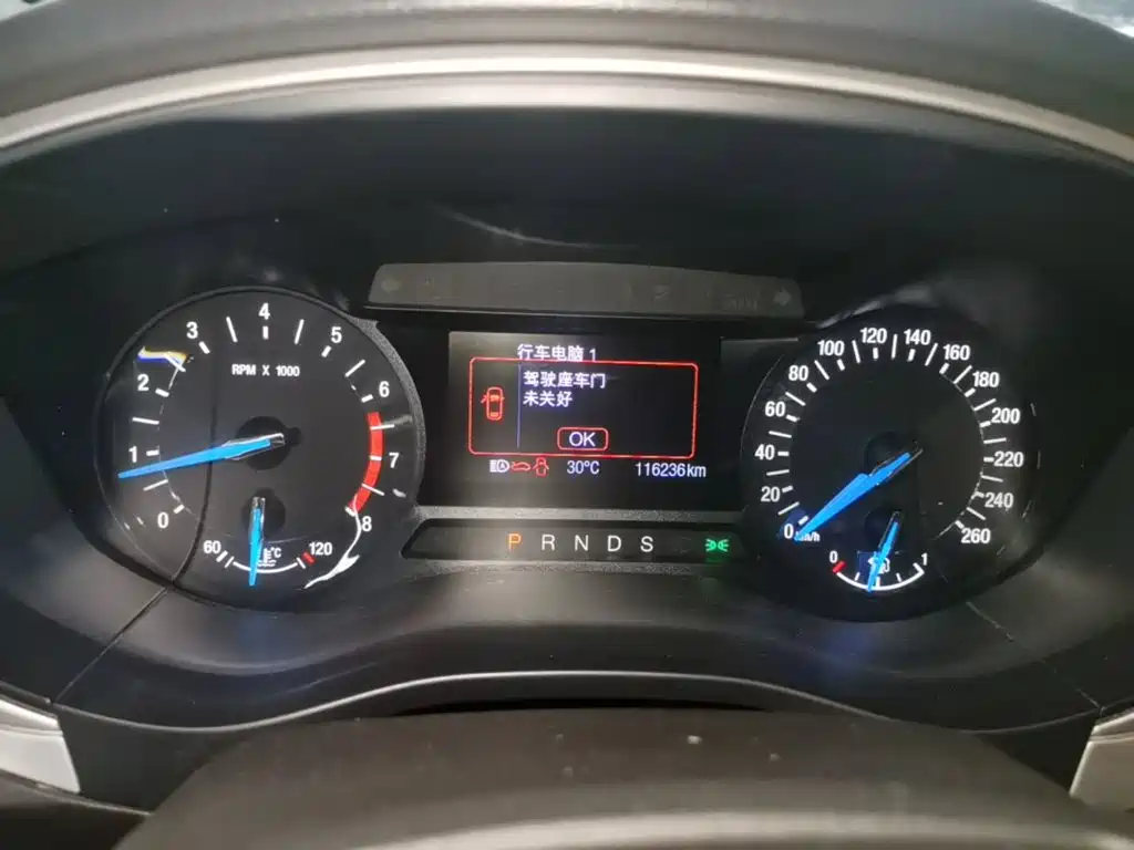 Ford Mondeo — миниатюра 12