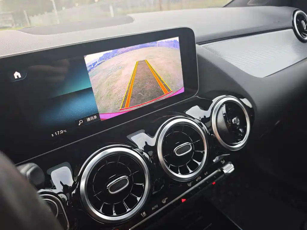 Mercedes-Benz B-Class — миниатюра 12