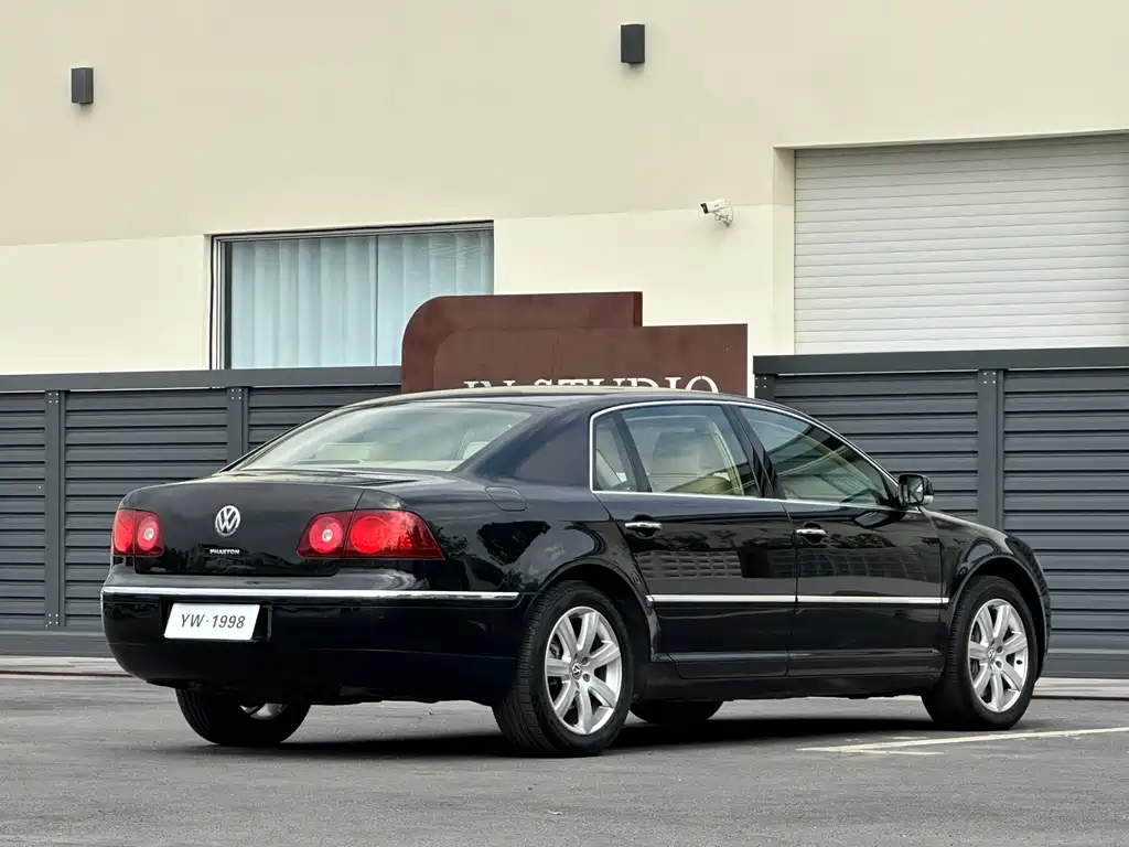 Volkswagen Phaeton — миниатюра 8