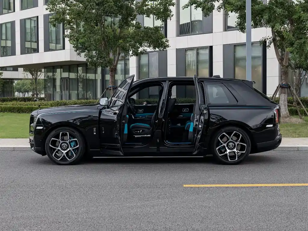 ROLLS-ROYCE CULLINAN