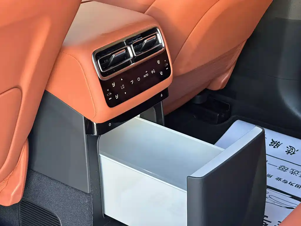 Li Auto Li L7 — миниатюра 6