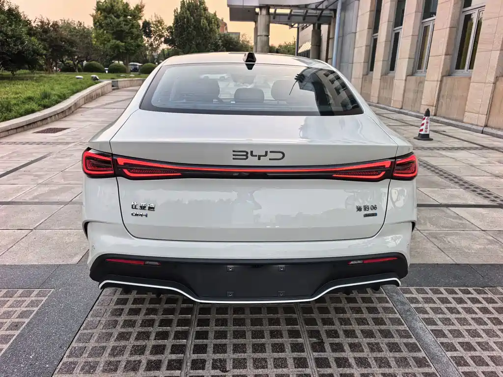 BYD Seal 06 — миниатюра 5