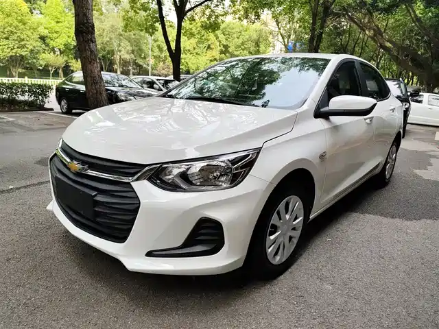 CHEVROLET KOVOZ