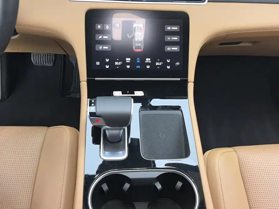 Li Auto Li ONE — миниатюра 16