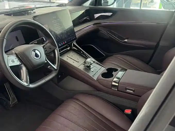 Denza Denza Z9GT — миниатюра 10