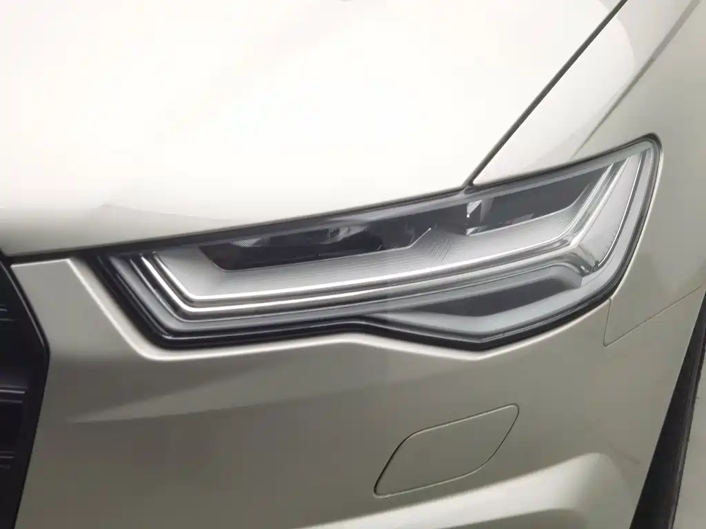 Audi A6L — миниатюра 7