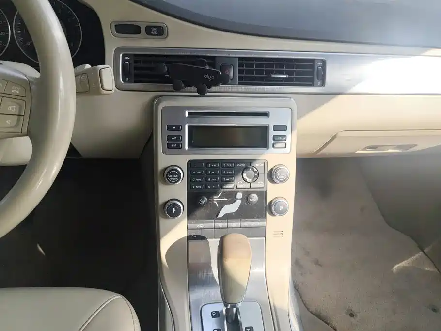 Volvo S80L — миниатюра 13
