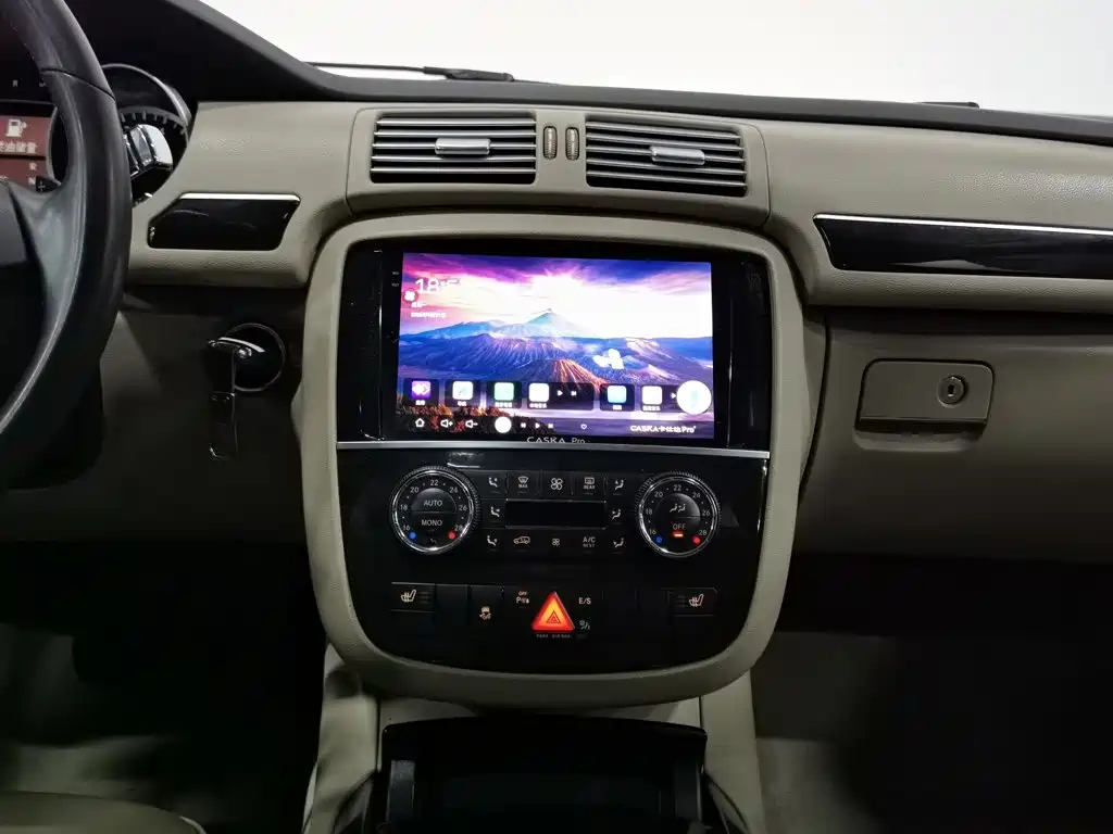 Mercedes-Benz R-Class — миниатюра 12