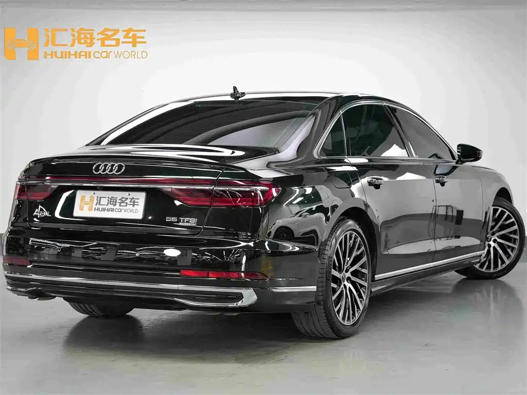 Audi A8 — миниатюра 6