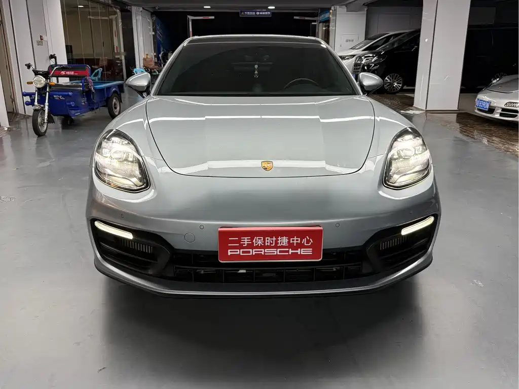 Porsche Panamera — миниатюра 2