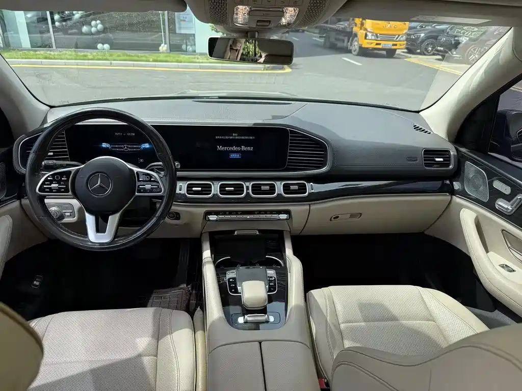 Mercedes-Benz GLE (Import) — миниатюра 9