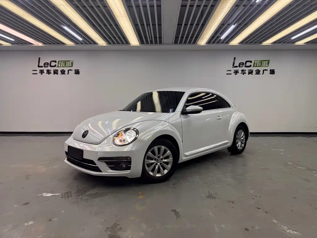 VOLKSWAGEN BEETLE