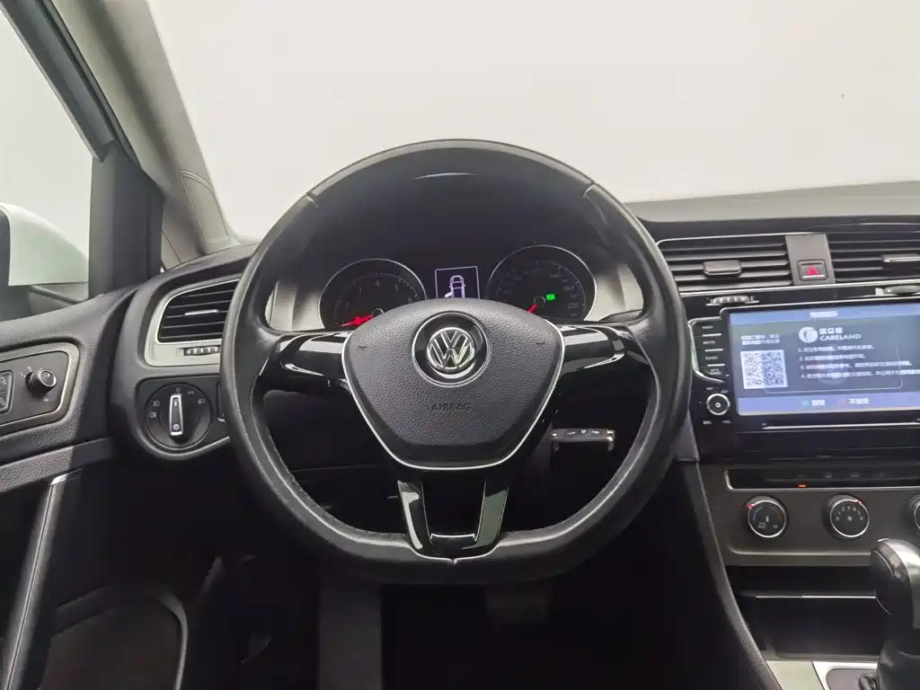Volkswagen Golf — миниатюра 11